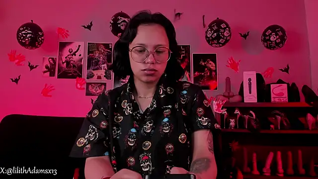 lilith-deveraux online show from November 2025 03:34:01 PM