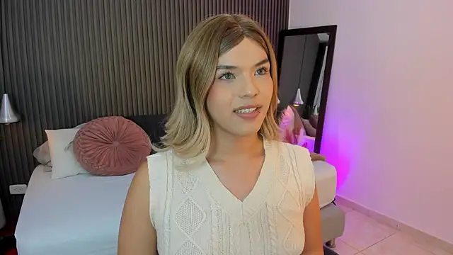 Snapshot of Axel_brunette1 chatting on April 2026 07:20:02 PM Axel brunette1 online show from April 2026 07:20:02 PM