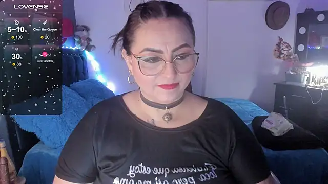 Snapshot of Ivonnee__ chatting on January 2025 07:29:01 AM Ivonnee   online show from January 2025 07:29:01 AM