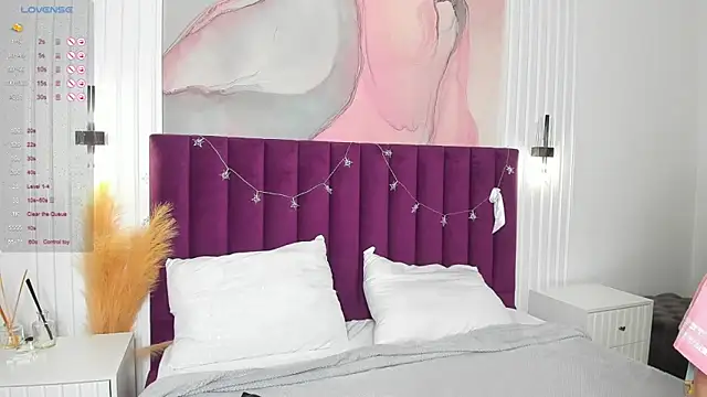 Snapshot of KetrinWhite chatting on January 2025 01:37:02 AM KetrinWhite online show from January 2025 01:37:02 AM