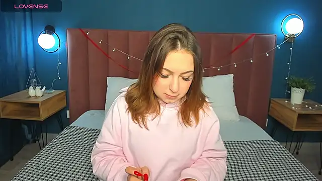 Snapshot of KetrinWhite chatting on February 2025 01:10:01 AM KetrinWhite online show from February 2025 01:10:01 AM