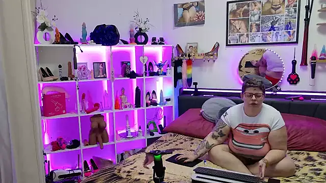 SunshineLexi online show from January 2026 03:28:02 PM