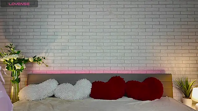 NovaBlissss online show from September 2025 08:21:01 PM