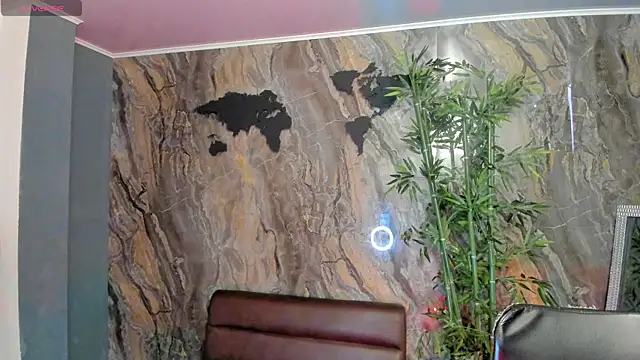 Alahia Dangelo online show from April 2026 05:18:01 PM