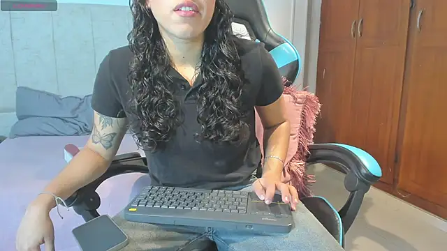 Snapshot of _maria_foxx_ chatting on April 2026 04:13:02 PM maria foxx online show from April 2026 04:13:02 PM