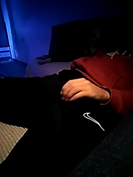 Snapshot of Dema110889 chatting on February 2025 05:08:01 AM Dema110889 online show from February 2025 05:08:01 AM