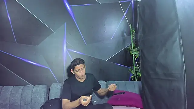 playsgirlhot online show from April 2026 11:15:02 AM