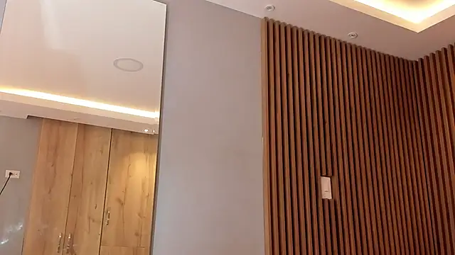 Eilin clio online show from February 2025 12:43:01 PM