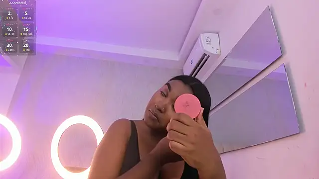 kayna gomez online show from January 2026 07:08:01 PM