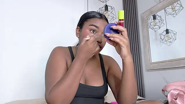 kayna gomez online show from February 2026 07:15:02 PM