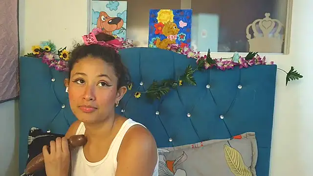 Milkdulce1 online show from April 2026 03:59:01 PM