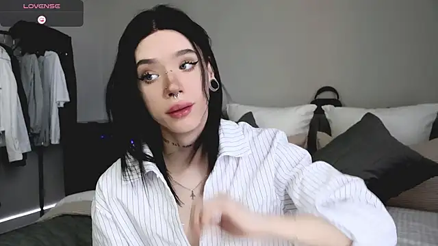 Dasha M online show from April 2026 09:57:01 AM