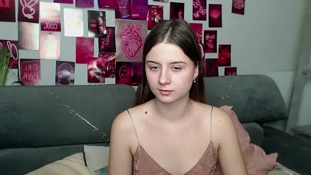 MilanaRoza online show from October 2025 04:52:01 PM