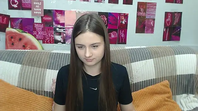 Snapshot of MilanaRoza chatting on July 2026 04:41:02 AM MilanaRoza online show from July 2026 04:41:02 AM