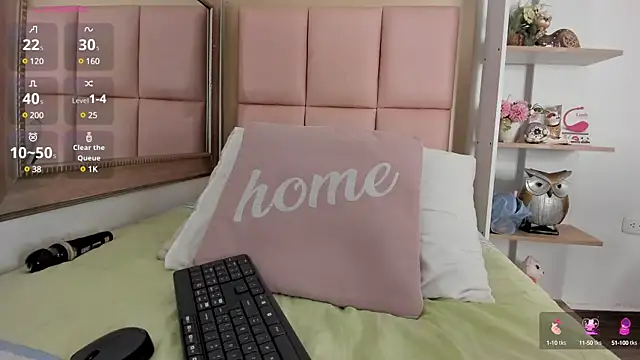 Snapshot of Ally_Parkeer_ chatting on February 2025 06:55:01 PM Ally Parkeer online show from February 2025 06:55:01 PM