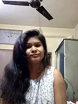 yoursweety09 online show from March 2025 03:00:02 AM