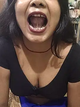 yoursweety09 online show from March 2026 02:09:02 PM