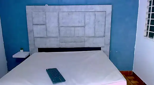 Eban Dustan online show from December 2024 11:51:01 PM