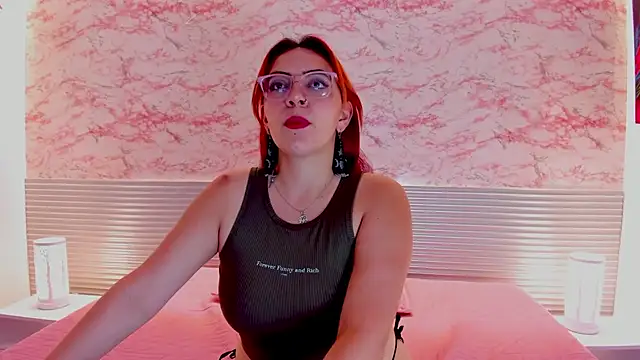 Vioolletta online show from March 2025 07:25:01 PM