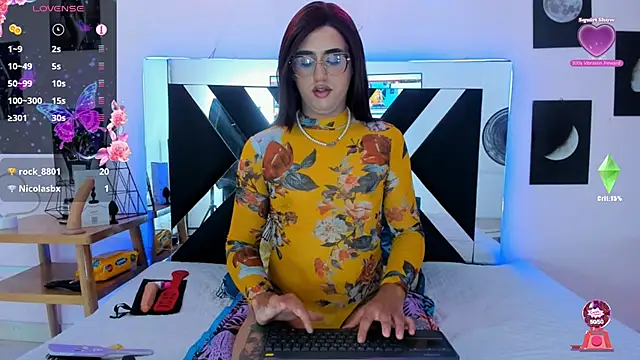 Snapshot of Alanasexdoll chatting on March 2025 09:55:01 AM Alanasexdoll online show from March 2025 09:55:01 AM