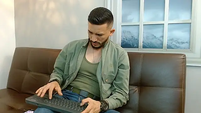 Reiko 85  online show from March 2025 07:32:01 PM