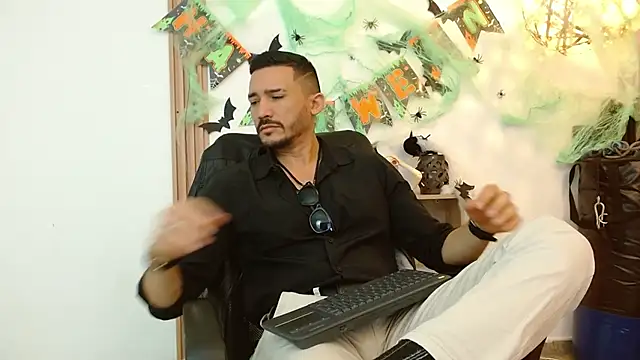 Reiko 85  online show from October 2025 03:01:02 PM