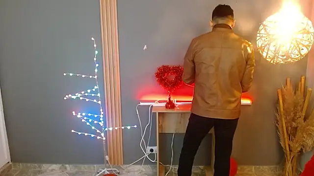 Reiko 85  online show from February 2026 02:13:01 PM