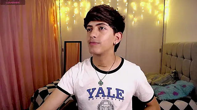 teobowny  online show from December 2024 12:22:02 AM