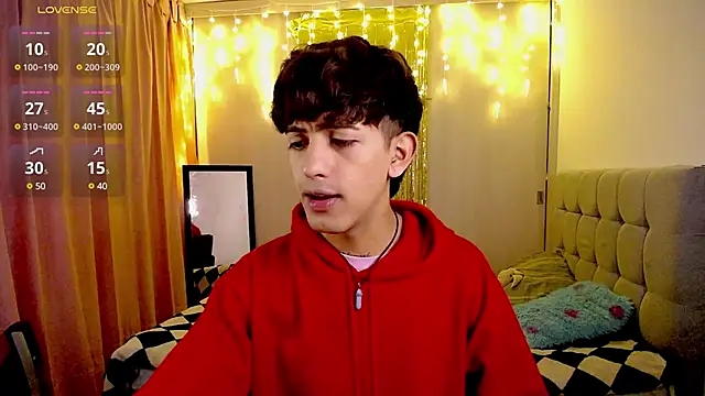 Snapshot of teobowny_ chatting on December 2024 10:12:02 PM teobowny online show from December 2024 10:12:02 PM