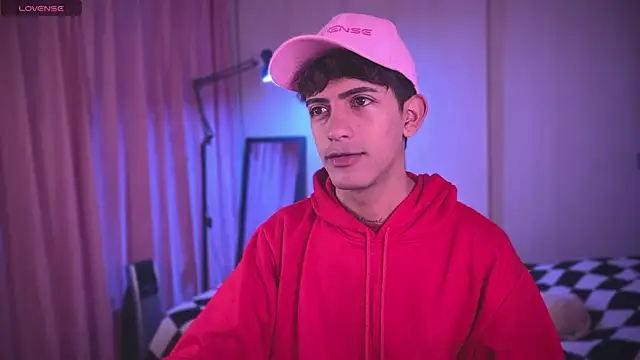 Snapshot of teobowny_ chatting on January 2025 01:45:02 PM teobowny online show from January 2025 01:45:02 PM