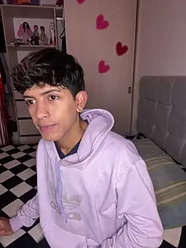 Snapshot of teobowny_ chatting on February 2025 01:54:02 PM teobowny online show from February 2025 01:54:02 PM