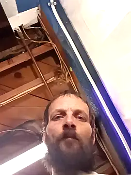 Snapshot of Whipit323 chatting on December 2025 05:03:01 AM Whipit323 online show from December 2025 05:03:01 AM