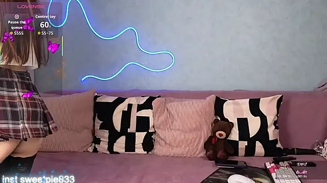 Snapshot of Anal_Girl_ chatting on January 2026 04:44:01 PM Anal Girl online show from January 2026 04:44:01 PM