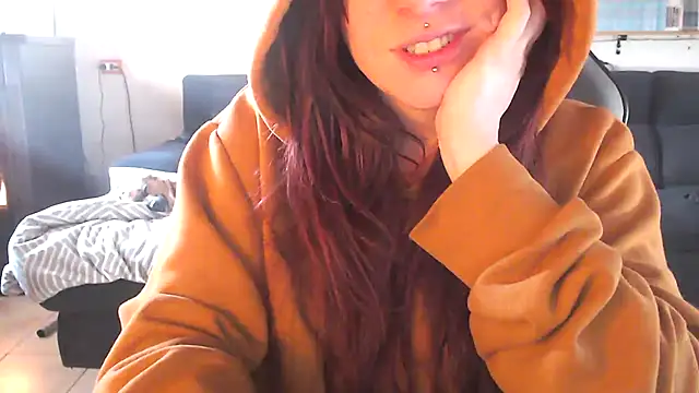 complicata mente online show from February 2025 03:19:02 PM