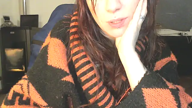 complicata mente online show from March 2025 08:59:01 PM