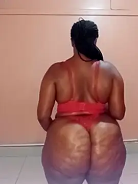 Luciouslips00 online show from March 2026 04:45:02 PM