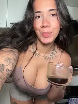 AndyFire69 online show from November 2025 01:18:02 PM