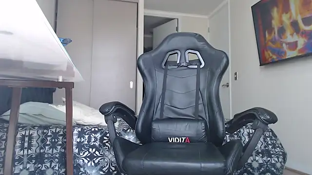 jonhklleyn online show from September 2025 05:58:02 PM