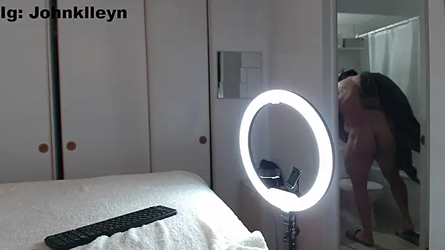 jonhklleyn online show from March 2026 05:52:02 PM