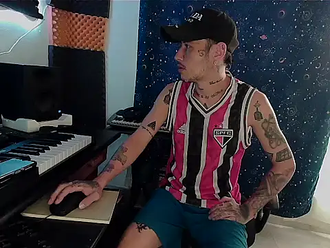 patrik tattoo  online show from January 2025 10:19:01 PM