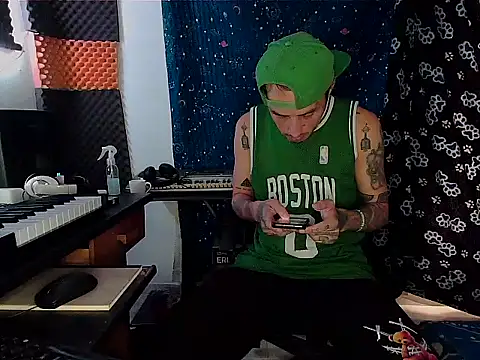 patrik tattoo  online show from February 2025 01:33:02 PM