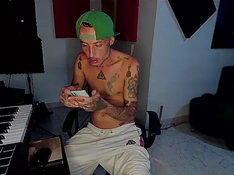 patrik tattoo  online show from November 2025 09:28:02 AM