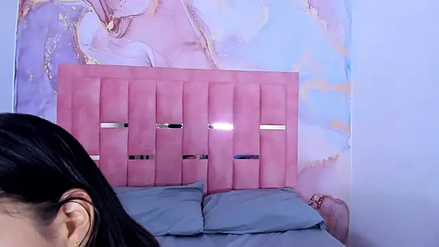 LizzMartin online show from February 2025 07:16:02 PM