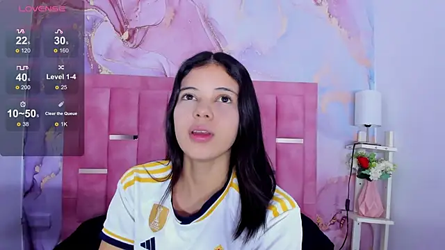 LizzMartin online show from February 2025 07:26:01 PM