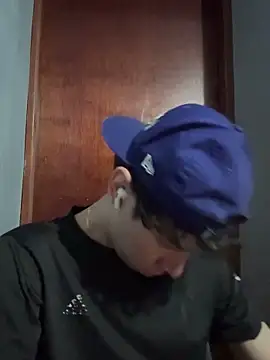 Omaaaaaaa00001 online show from October 2025 04:15:02 PM