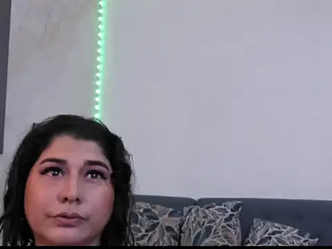 Snapshot of alinabozz1 chatting on June 2026 07:29:01 PM alinabozz1 online show from June 2026 07:29:01 PM