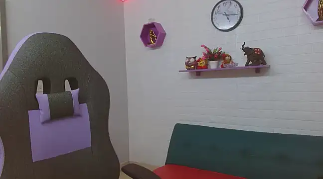 mau elixxx online show from December 2024 02:02:02 AM