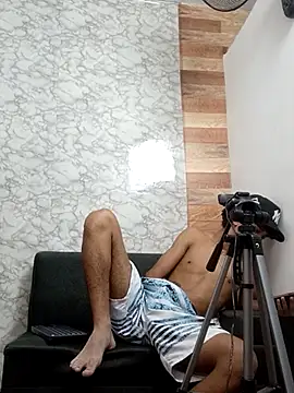 Snapshot of hares_mds chatting on February 2025 12:33:02 PM hares mds online show from February 2025 12:33:02 PM