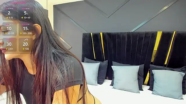 emilie xx  online show from December 2024 05:28:02 PM