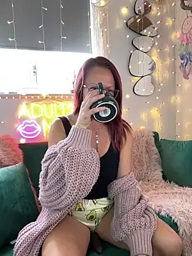 Snapshot of MelodyRoseUk chatting on September 2025 02:06:02 PM MelodyRoseUk online show from September 2025 02:06:02 PM